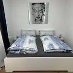 Zentrale, Stilvolle *